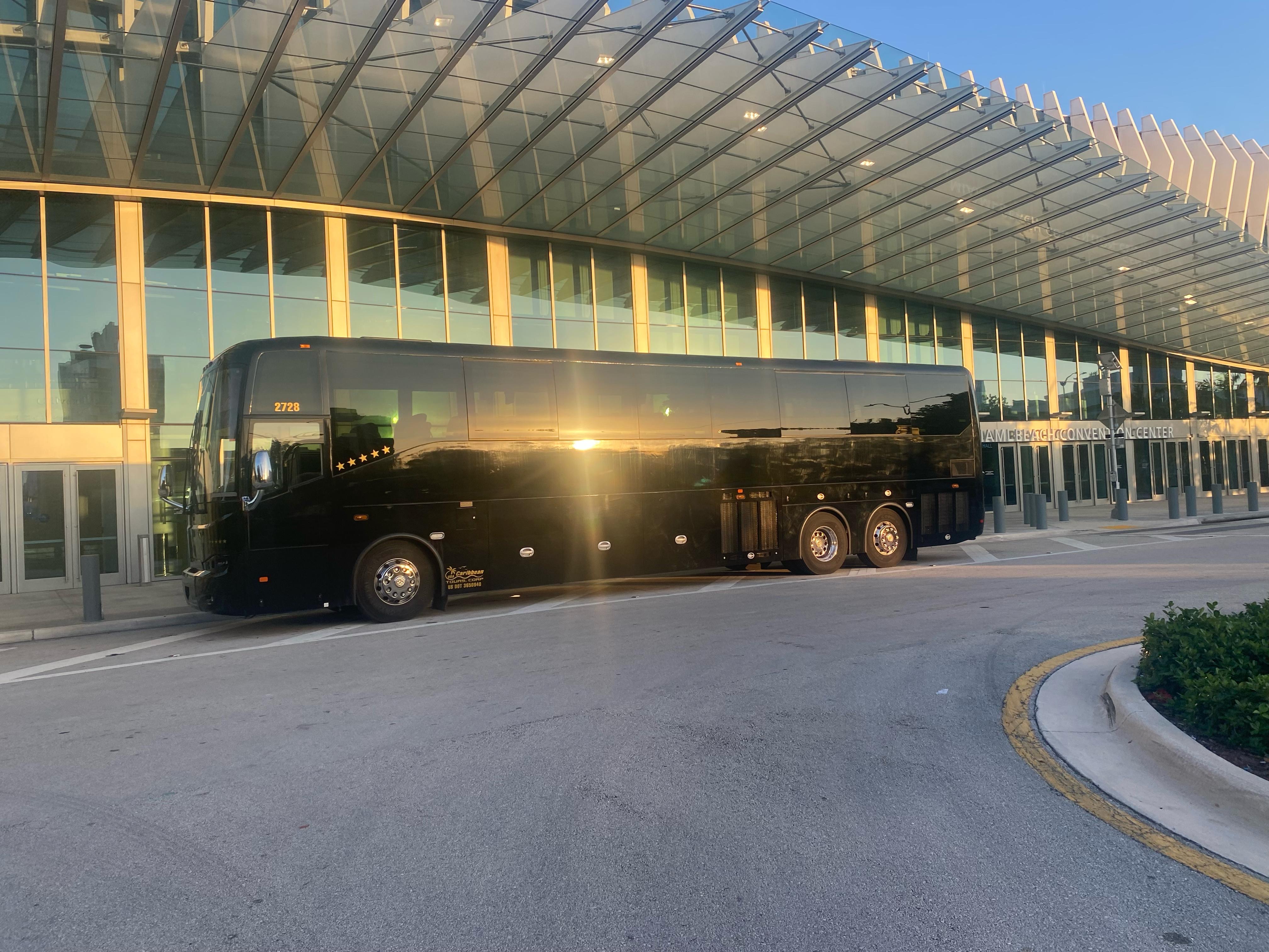 Why Renting a Bus is the Best Choice for Your Next Event in Florida