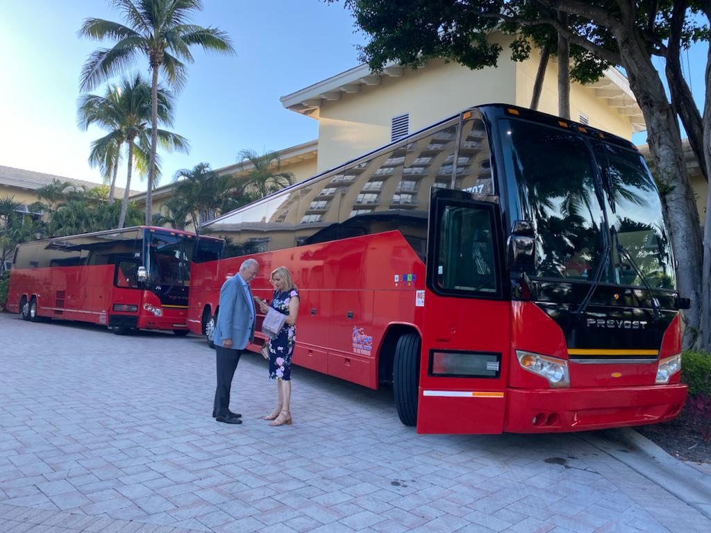 Enhance your next corporate event: USA Caribbean Tours is the leading logistics partner for MICE events in Miami.